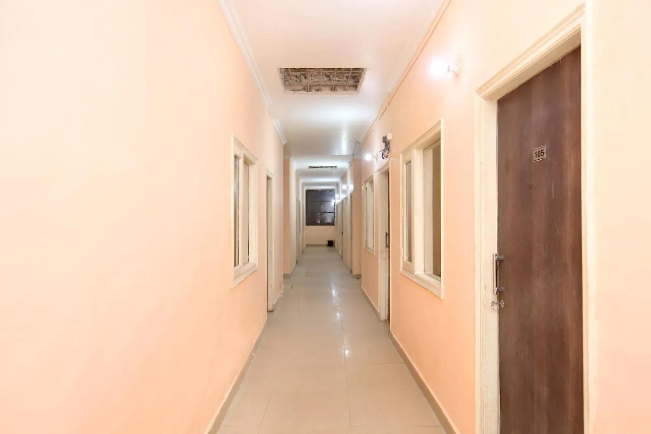 Oyo 24423 Hotel Royal Sohana