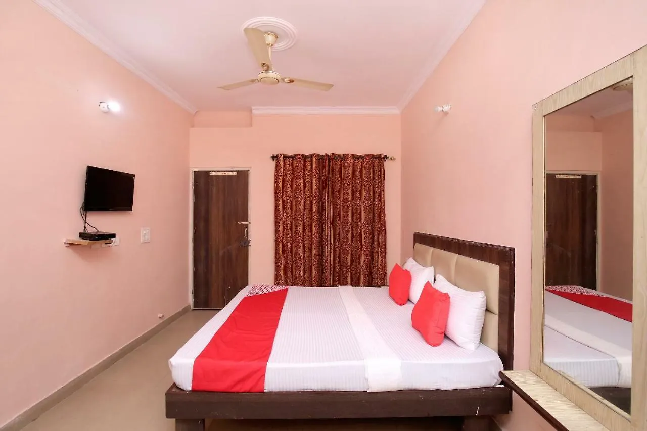 Oyo 24423 Hotel Royal Sohana India