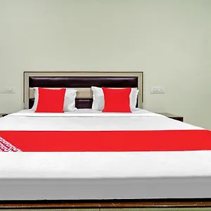 Hotel Oyo 76181 Raj Residency