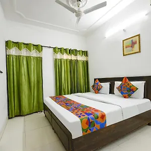 Hotel Fabexpress Diamond Sec 45